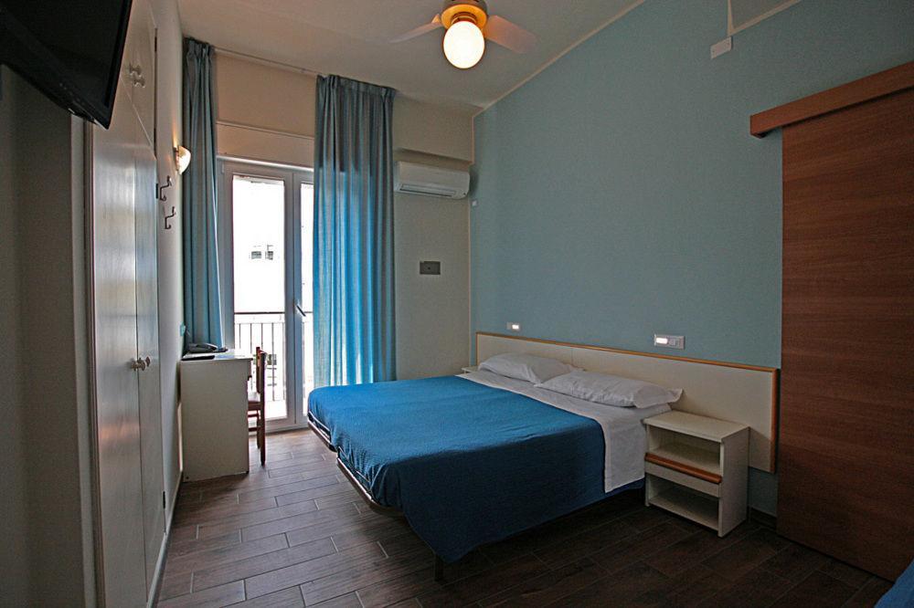 Hotel Sayonara Cattolica Exterior foto