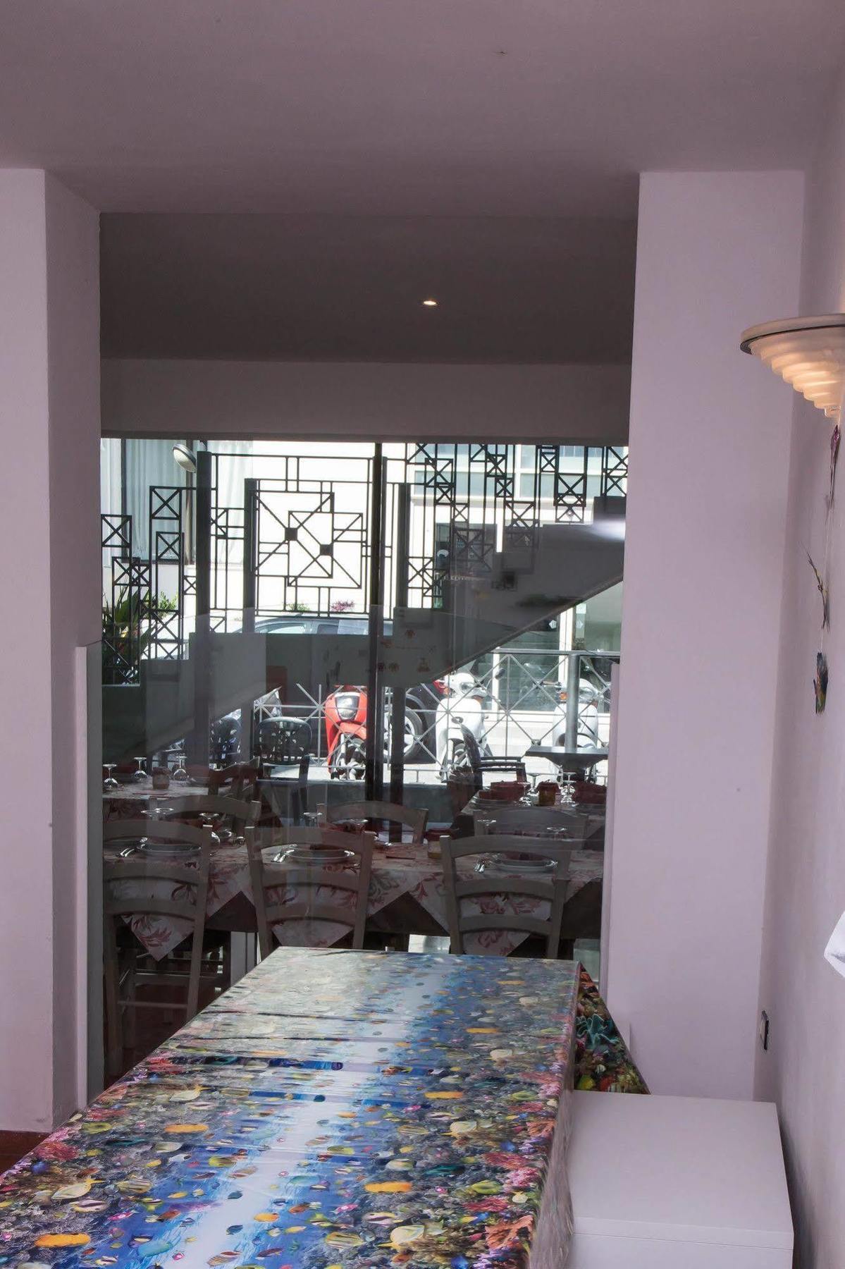 Hotel Sayonara Cattolica Exterior foto